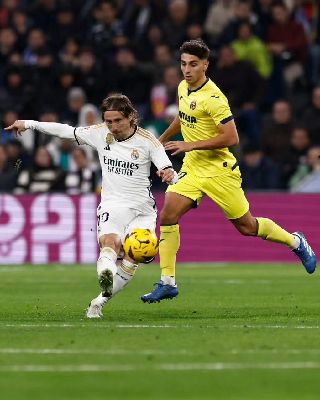 Modrić je dobio nagradu za najboljeg veznjaka desetljeća, dvostruko priznanje za Real Madrid i Hrvatsku